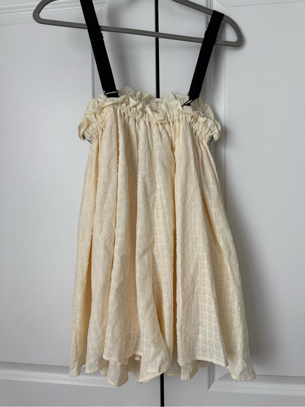 vestique Cream Eyelet Romper with Black Bow Detail - Picture 4 of 4
